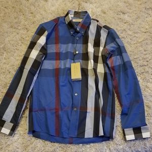 Men's marine blue Burberry shirt size medium